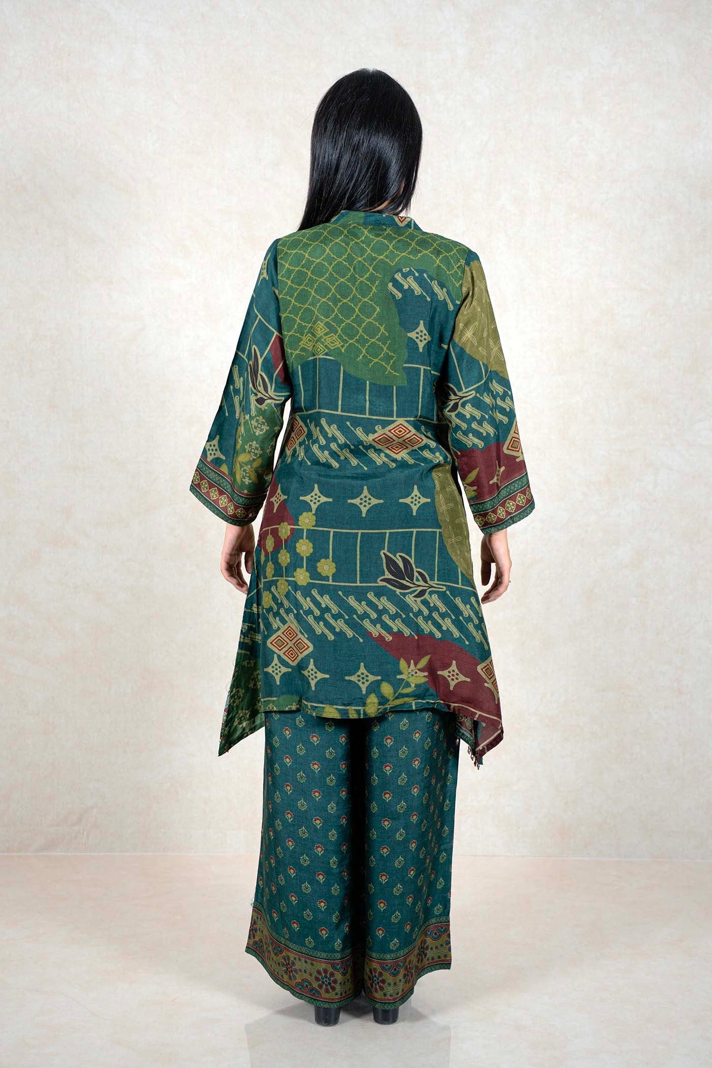 Raysham Fashion emerald green printed kurta and wide leg pant set with geometric patterns, back view